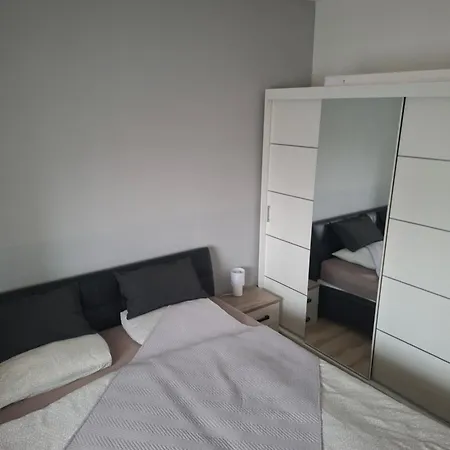 Yellow Apartmanhaz Διαμέρισμα Σίοφοκ