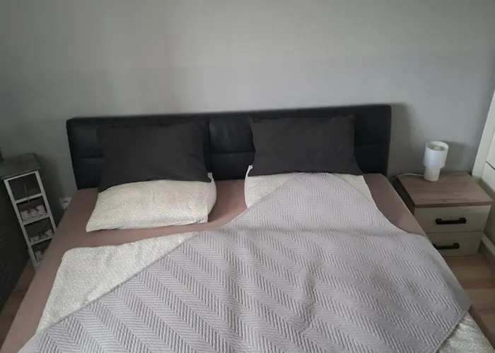 Yellow Apartmanhaz Siófok